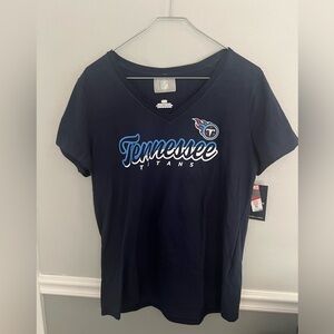 Tennessee Titans NFL Women’s Large V-neck Short Sleeve Shirt By Fanatics NWT‎